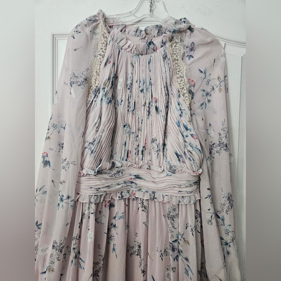 NWT  Mac Duggal Lilac Floral Print Ruched Raglan Sleeve Tiered Gown Sz 10 68199 - Picture 4 of 12